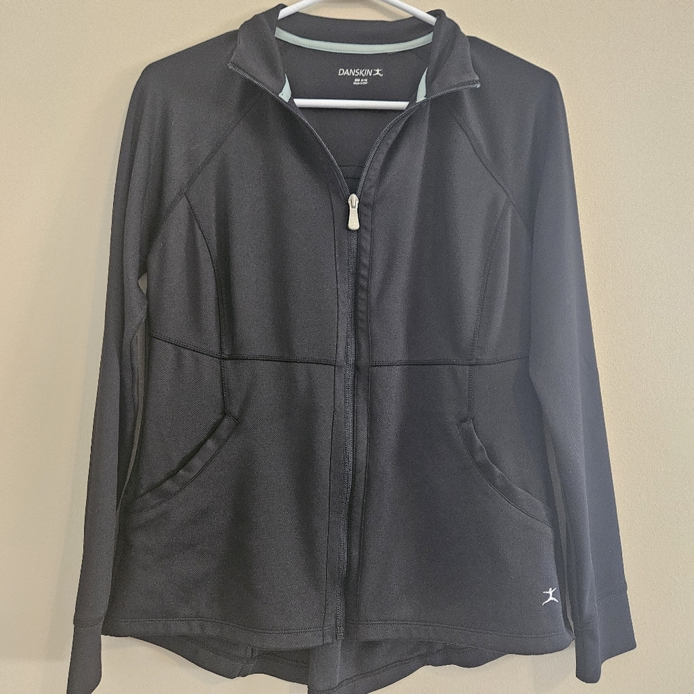 Danskin Women's Medium Black Jacket Front Pockets Zip Closure
